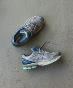 Alternative view of New Balance 1906R