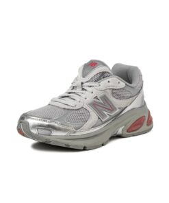 Alternative view of New Balance 2010