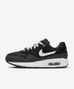Kids' Air Max 1 Shoes (Older Kids)