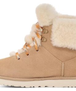 Alternative view of (WMNS)  Classic Mini Alpine Lace 1130558-SAN