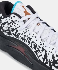 Zion 3 Basketball Shoes