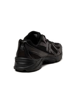 Alternative view of New Balance 740