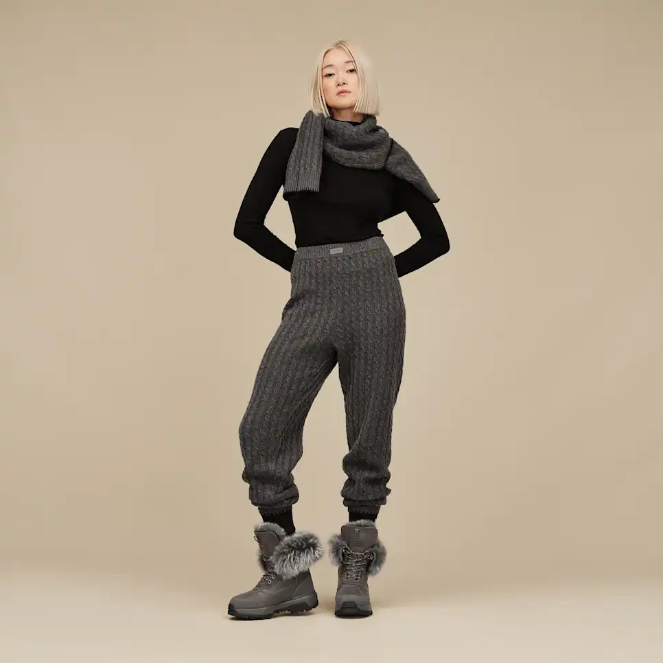 Femme Lorelai Cable Knit Jogger - Image 12