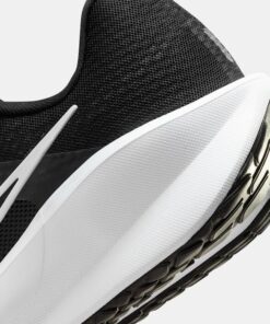 Men's Downshifter 13 Road Running Shoes