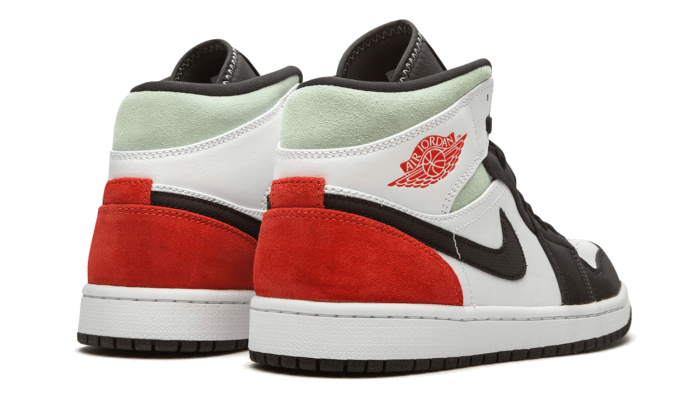 air jodan 1 Mid SE Red Black Toe - Image 2