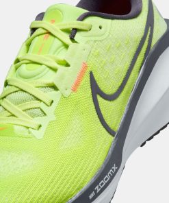 Alternative view of Women's Vomero 17 Road Running Shoes