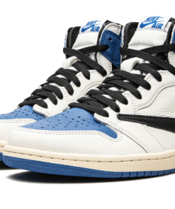 Alternative view of air jodan 1 Retro High OG SP Fragment x Travis Scott