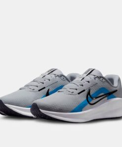 Alternative view of Men's Downshifter 13 Road Running Shoes