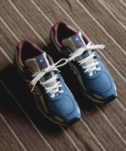 Alternative view of New Balance 204L