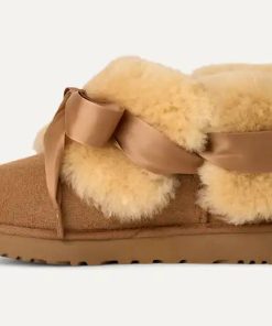 Alternative view of Women's Classic Bailey Tie Boot