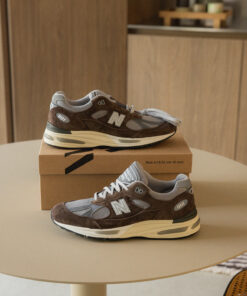 Alternative view of New Balance 991 v2 *Made in England*