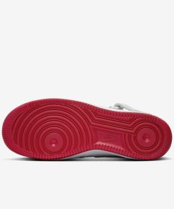 Alternative view of Women's Air Force 1 '07 Mid Shoes