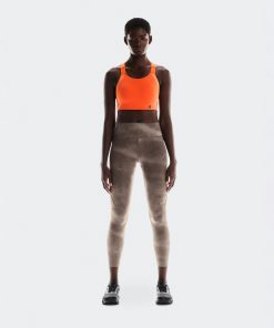 Alternative view of Performance Tight 7/8 AOP