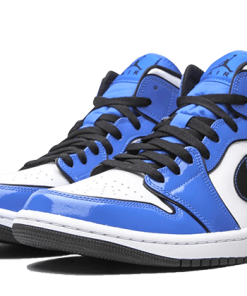 Alternative view of air jodan 1 Mid Signal Blue