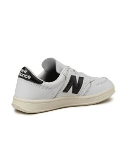 Alternative view of New Balance T500