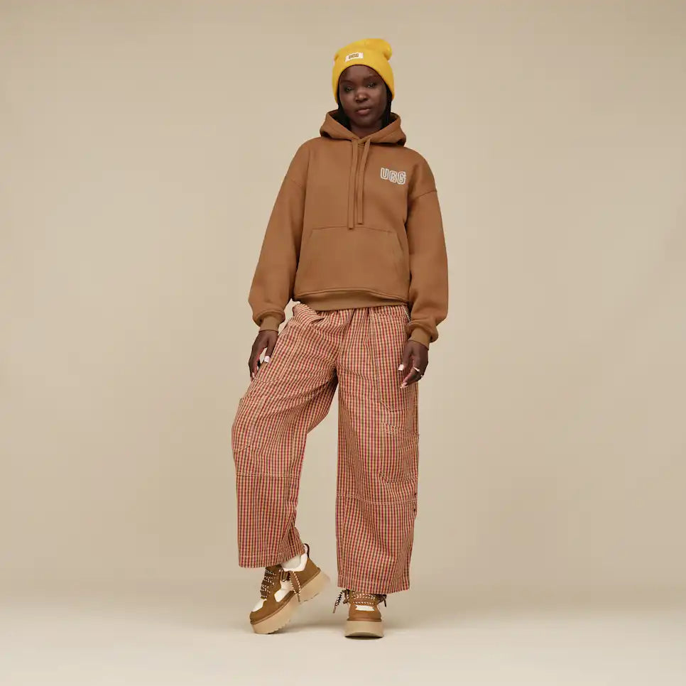 Femme UGG Logo Hoodie - Image 19