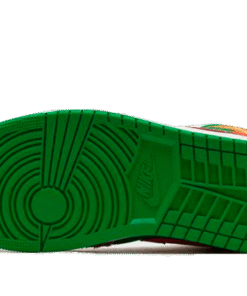 Alternative view of air jodan 1 Mid SE Wheat Watermelon