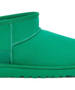Alternative view of (WMNS)  Classic Ultra Mini Boot 'Green' 1116109-EDGR