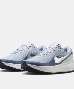 Alternative view of Women's Revolution 8 Road Running Shoes