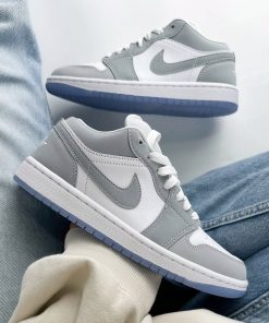 Alternative view of air jodan 1 Low Wolf Grey