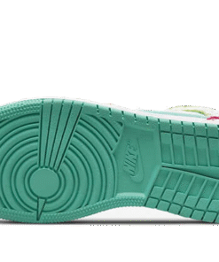 Alternative view of air jodan 1 Mid Multi Knit