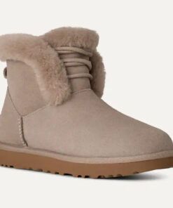 Alternative view of Femme Classic Mini Posy Boot