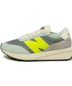 New Balance 370