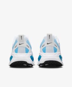 Alternative view of Men's Vomero 18 Road Running Shoes