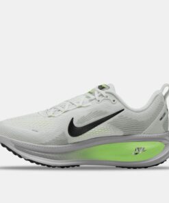 Alternative view of Women's Vomero 18 Road Running Shoes