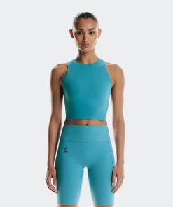 Alternative view of Studio Crop