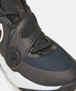 Kids' Team Hustle D 11 Basketball Shoes