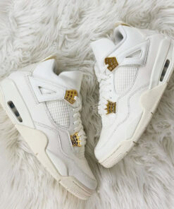 Alternative view of air jodan 4 Retro Metallic Gold