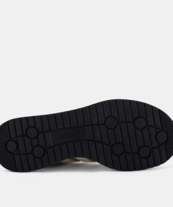 Alternative view of Women's Run 70s 2.0 Shoes