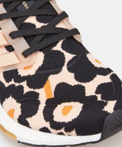 Women's Ultraboost 21 X Marimekko Shoe