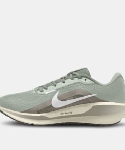 Alternative view of Men's Downshifter 13 Road Running Shoes