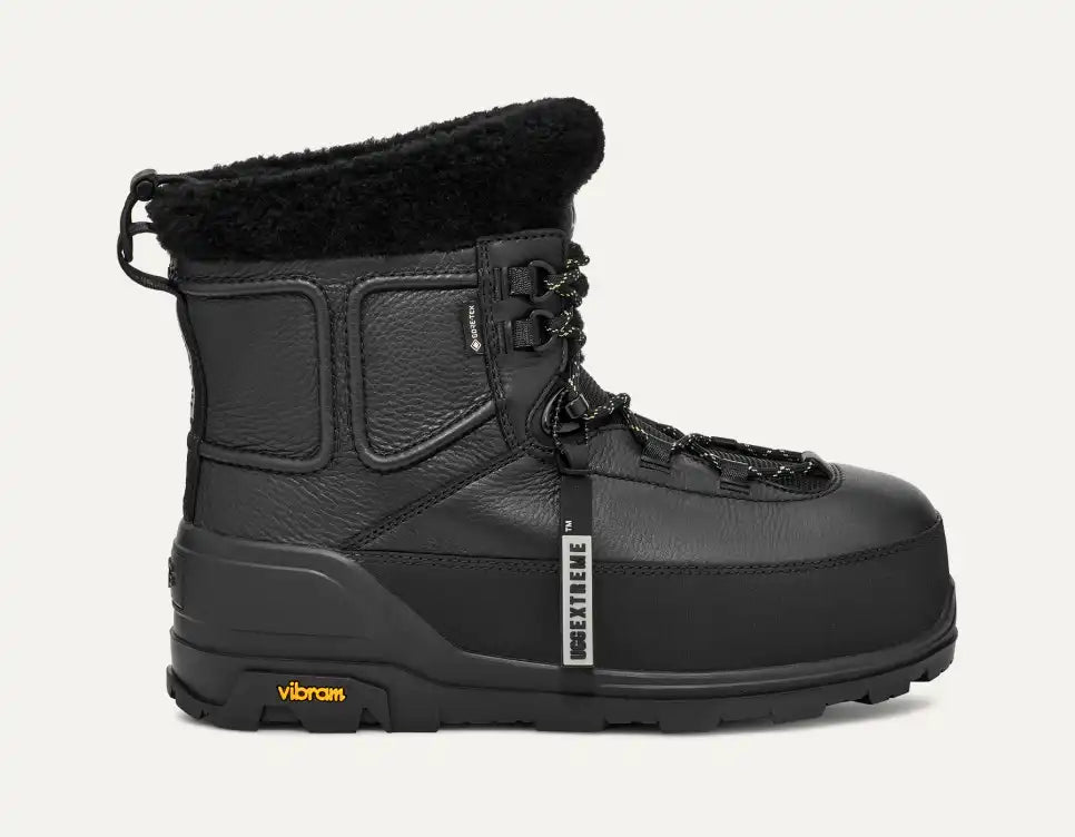 All Gender Shasta Mid Boot