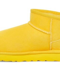 Alternative view of (WMNS)  Classic Ultra Mini Boot 'Canary Yellow' 1116109-CAN