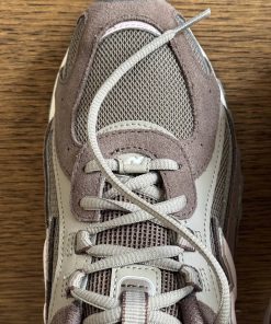 Alternative view of New Balance 204L