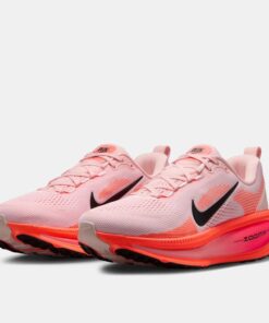 Alternative view of Women's Vomero 18 Road Running Shoes