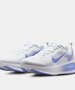 Women's Vomero 18 Road Running Shoes