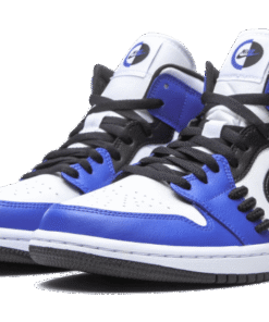 Alternative view of air jodan 1 Mid Sisterhood