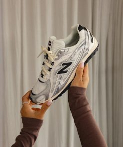 Alternative view of New Balance 204L