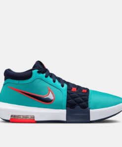 Men's LeBron Witness VIII Basketball Shoes