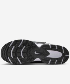 Alternative view of Men's V5 RNR Shoes