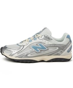New Balance 204L