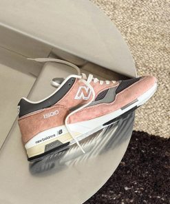 Alternative view of New Balance 1500 *Made in England*