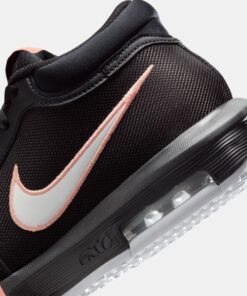 Men's LeBron Witness VIII Basketball Shoes