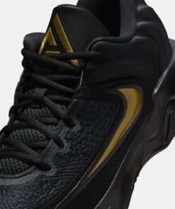 Alternative view of Men's Giannis Immortality 4 Basketball Shoes