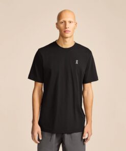 Alternative view of Graphic-T