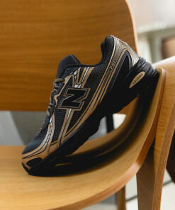 Alternative view of New Balance 740